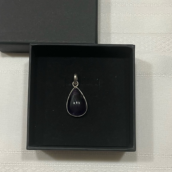 Sterling silver purple stone pendant - Picture 8 of 9